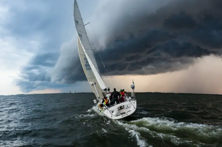 Sailing in a storm - how difficult is sailing