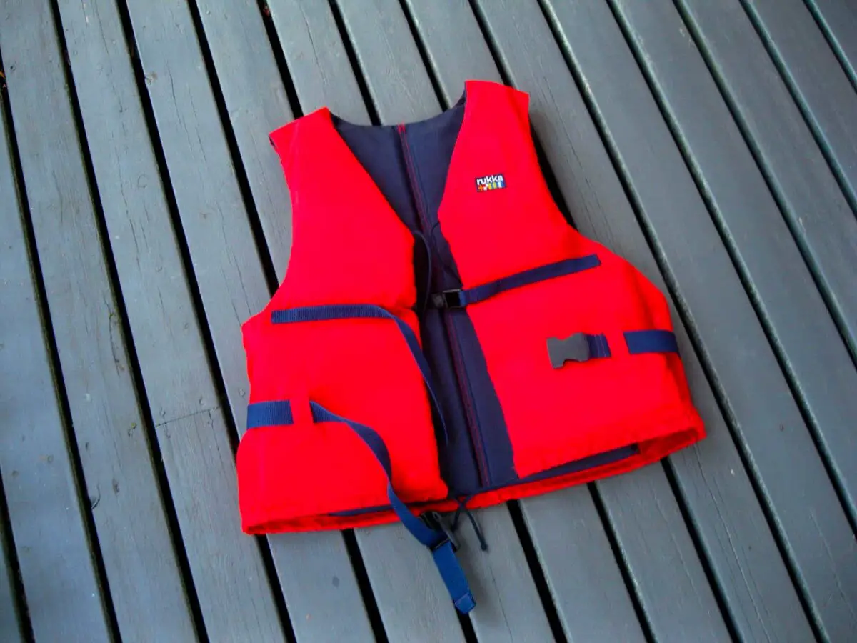 Best buoyancy aid - a red ba (not a part of the list)